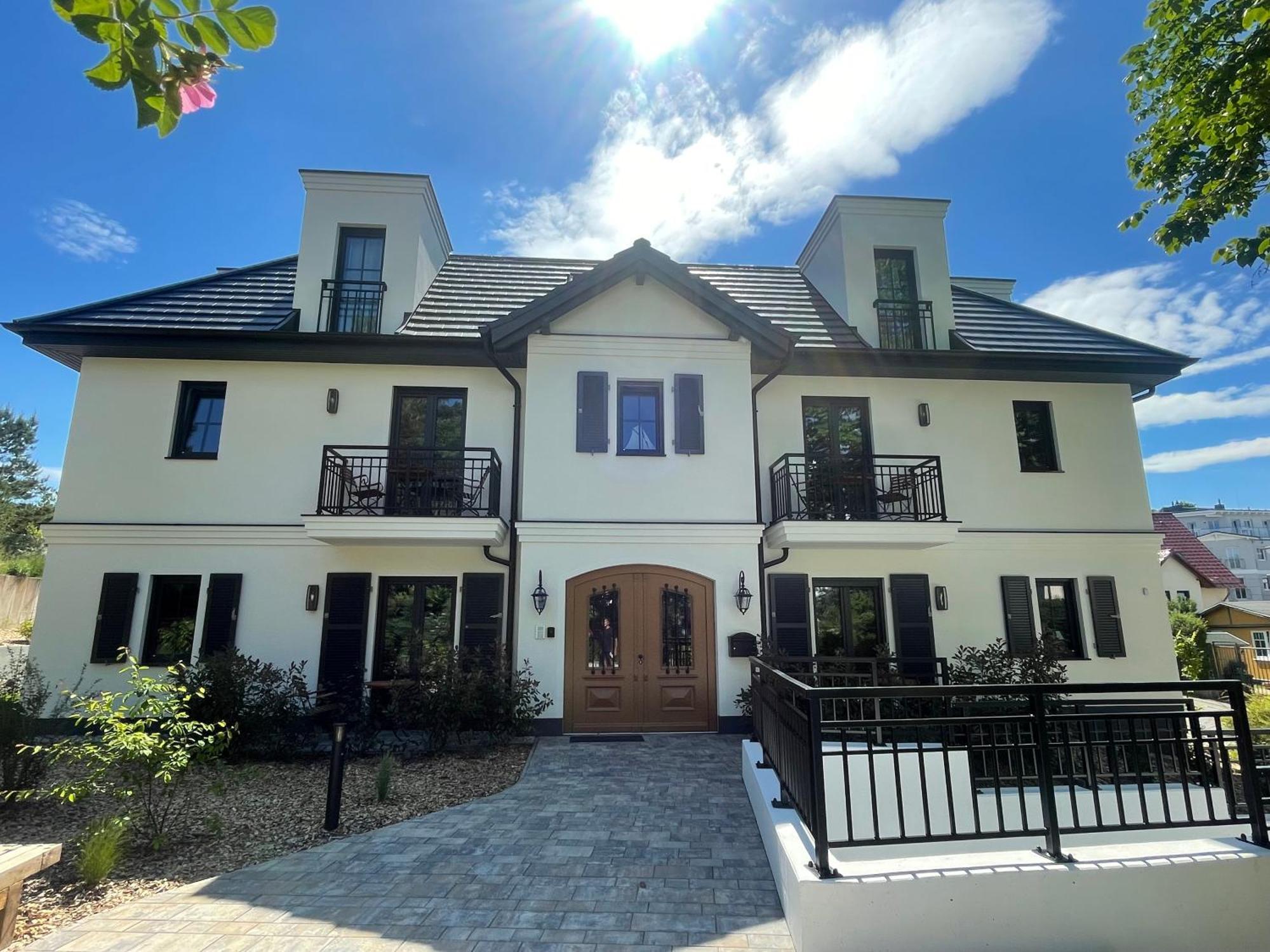 Ostseevilla Seebad Ahlbeck Ferienwohnungen Heringsdorf  Exterior photo